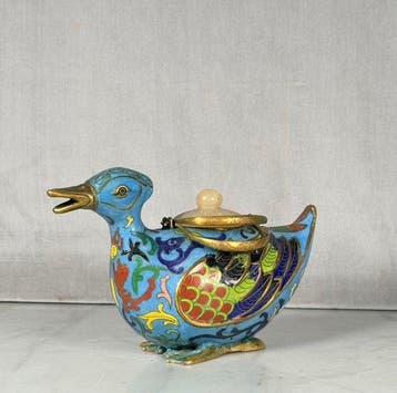 Figuur - A bronze teapot - Verguld brons - China