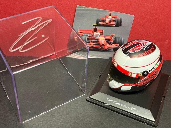 Ferrari - Kimi Räikkönen - 2007 - Helm op schaal 1/5, Verzamelen, Automerken, Motoren en Formule 1