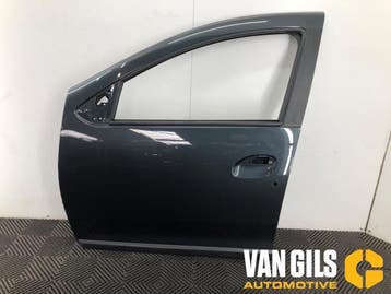 Portier 4Deurs links-voor Dacia Logan O341281
