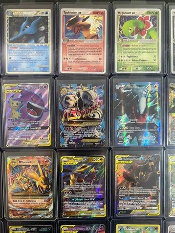 Pokémon - 44 Card - Ectoplasma, Noctali, Dracaufeu