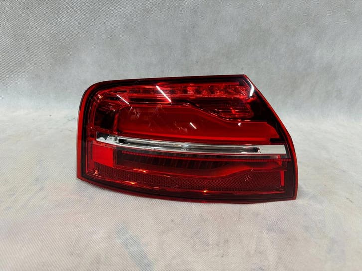 Audi A8 S8+ D4 2014-2018 linker achterlicht LED, Autos : Pièces & Accessoires, Éclairage, Envoi