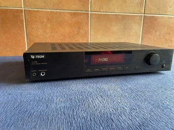 X4-Tech - A-1200 Solid state geïntegreerde versterker