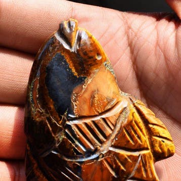 Beeld, No Reserve - Genuine Tiger Eye Gemstone Crystal Hand
