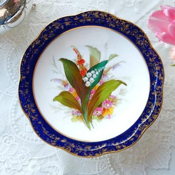 Wedgwood - Unknown - Taartstandaard - Porselein