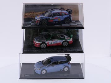 Schaal 1:43 IXO Models set van 3 Hyundai 2x i20 en 1 Acce..., Ophalen of Verzenden, Gebruikt