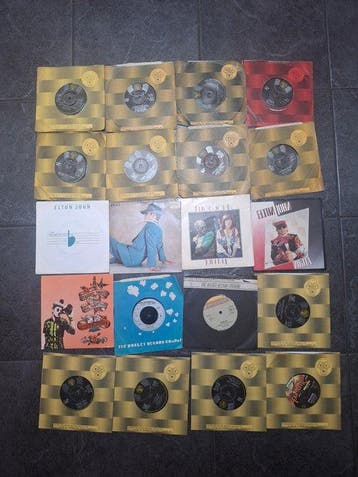 Elton John - Collection of 23 Excellent 7 Singles + 3 x 12, CD & DVD