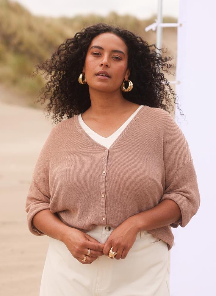 Yest Curve vest Lilianne1(48)Maat 46/48 (XL) of groter, Vêtements | Femmes, Pulls & Gilets, Envoi