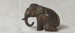 Pierre Chenet (XX-XXI) - Sculpture, LElephant se reposant -, Antiek en Kunst