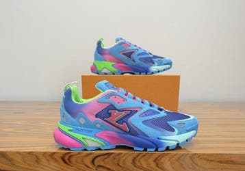 Louis Vuitton - Runner Tatic Multicolor - Sneakers - Maat: