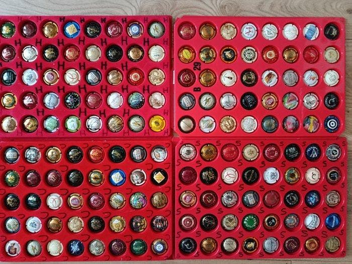 Champagne capsules (400) - Metaal, Antiek en Kunst, Antiek | Speelgoed