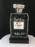 Norman Gekko - BANKSY Chanel N.5 « Balloon Girl Edition »