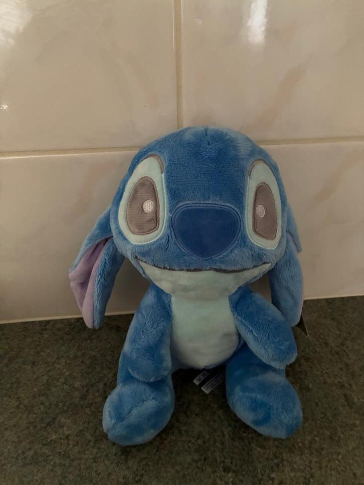 Disney Knuffel Stitch, 25cm, Kinderen en Baby's, Speelgoed | Knuffels en Pluche, Nieuw, Ophalen of Verzenden