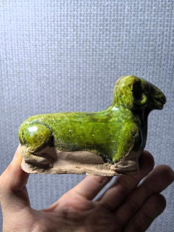 Beeldje - Ancient Chinese Green-Glazed Sheep Figure replica