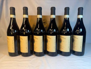 2015 Tenuta Montanello - Barolo - 6 Flessen (0.75 liter)