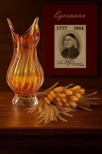 Egermann - Vase - Cristal - Vase Amber Kristall, Antiek en Kunst, Antiek | Glaswerk en Kristal