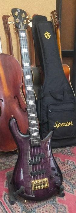 Spector - Euro 4 LT - - Guitare basse électrique - Hongrie, Musique & Instruments