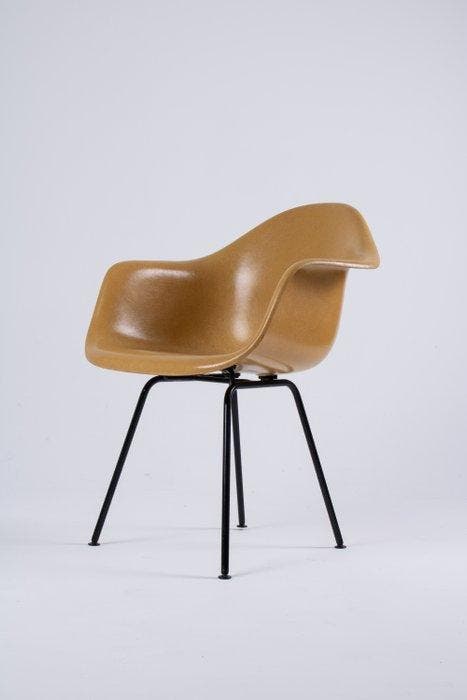 Mobilier International - Charles & Ray Eames - Fauteuil -, Antiquités & Art, Antiquités | Meubles | Chaises & Canapés