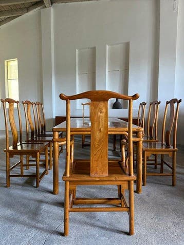 Eettafel - Hout - Eettafel en 8 stoelen