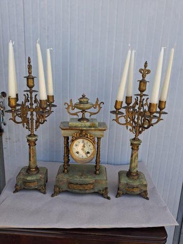 Klok en garnituur set - Onyx, Brons, Glas - 1850-1900