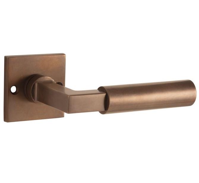 Deurklink op ongeveerd rozet Bauhaus messing antiek brons, Doe-het-zelf en Bouw, Overige Doe-Het-Zelf en Bouw, Nieuw