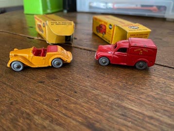 Dinky Toys 1:43 - Voiture miniature (5) - Bedford-Fiat-Atlas