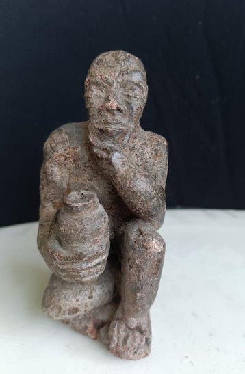 Afrikaanse graffiguren; begrafenisbeeldje; “Denkers wakers”