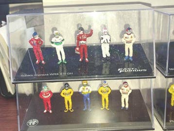 1:43 - Modelauto (4) - Figurini piloti 1:43 lot 4 Coffrè, Nieuw