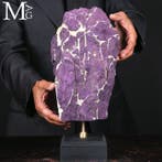 Rara Purpurite Monster van natuurlijke purpuriet op een