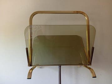 Porte-revues - verre fumé biseauté et laiton - Porte-revues