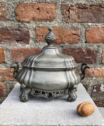 Pot à tabac - Étain - M.V.W. 1724