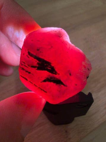 Robijn Echte edelsteen! Schitterende 109 ct Mozambique