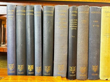 Div. - Oxford Classical Texts (OCT): 16 vols., incl.