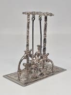 Beeldje - Lady on a Swing - .833 zilver