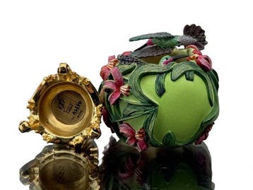 Fabergé ei - Keizerlijk kolibrie-ei met 24-karaats