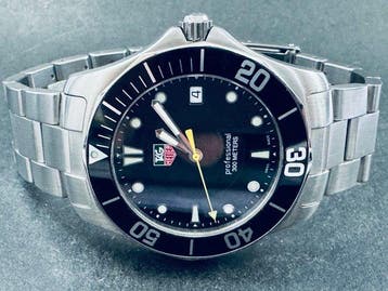 TAG Heuer - Aquaracer - WAB1110 - Homme - 2010-2020