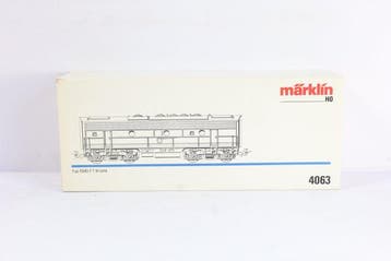 Märklin H0 - 4063 - Diesellocomotief (1) - EMD F7 B-unit