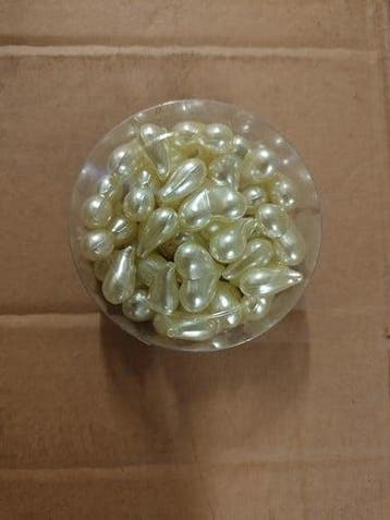 Hartjes Pearl 3D strooihartjes doosje 36 stuks 2-3 cm
