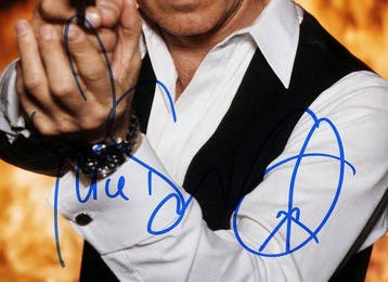 PIERCE BROSNAN Hand Signed 8x10 Photo Handtekening 007 James, Verzamelen, Nieuw