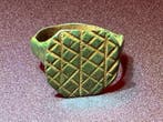 Époque Viking Bronze Une bague attrayante gravée dun motif
