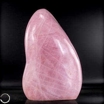 Natuurlijke rozenkwarts vrije vorm – harmonische roze tinten