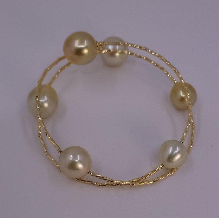 Armband - 18 karaat Geel goud, 10×11,5 mm gouden South Sea, Handtassen en Accessoires, Armbanden
