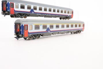 Roco H0 - Wagon de passagers pour trains miniatures (2) -