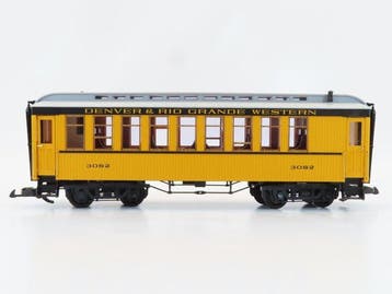 LGB G - 3082 - Wagon de passagers pour trains miniatures (1)