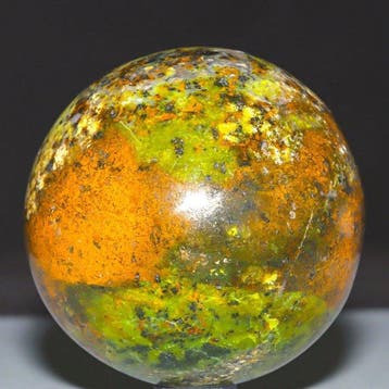 Levending groen serpentijn en vurig oranje agaat Sphere: een
