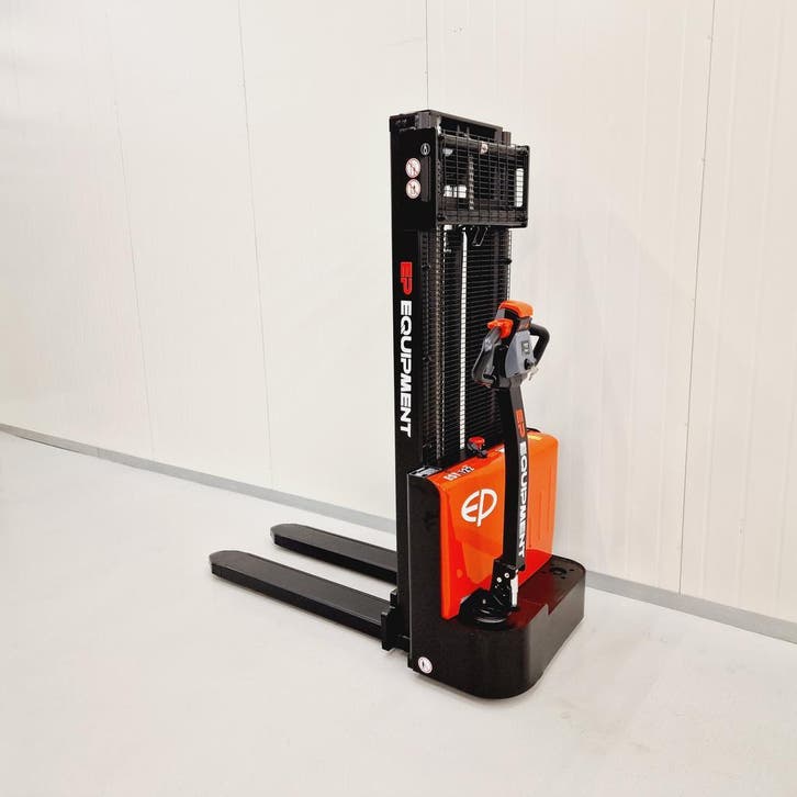 Nieuw  EP EST122  elektrische stapelaar 1200kg, Zakelijke goederen, Machines en Bouw | Heftrucks en Intern transport, 1000 tot 2000 kg