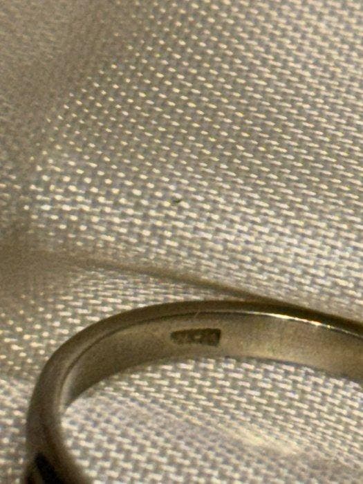 Ring - 18 karaat Witgoud - 0.50ct. tw. Diamant (Natuurlijk), Handtassen en Accessoires, Ringen