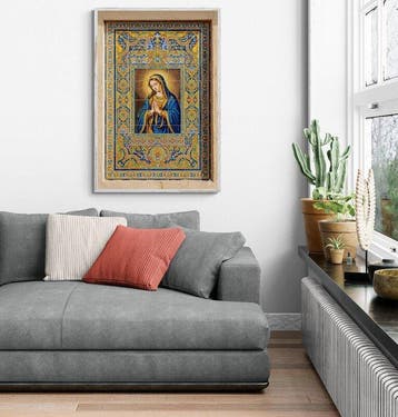 CREATIVE_HUB - Praying blue madonna in andalusian tiles