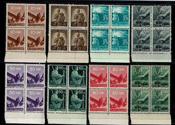 République dItalie 1945 - La Democratica en bloc de 4 - MNH