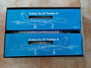 Trumpeter 1:32 - Véhicule militaire miniature - Sukhoi Su-27, Nieuw