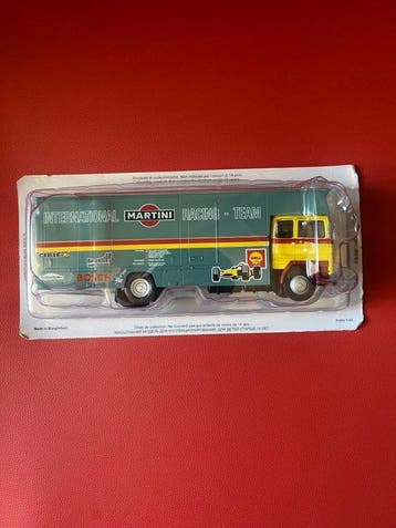 1:43 - Camion miniature - Camion furgone Martini Racing